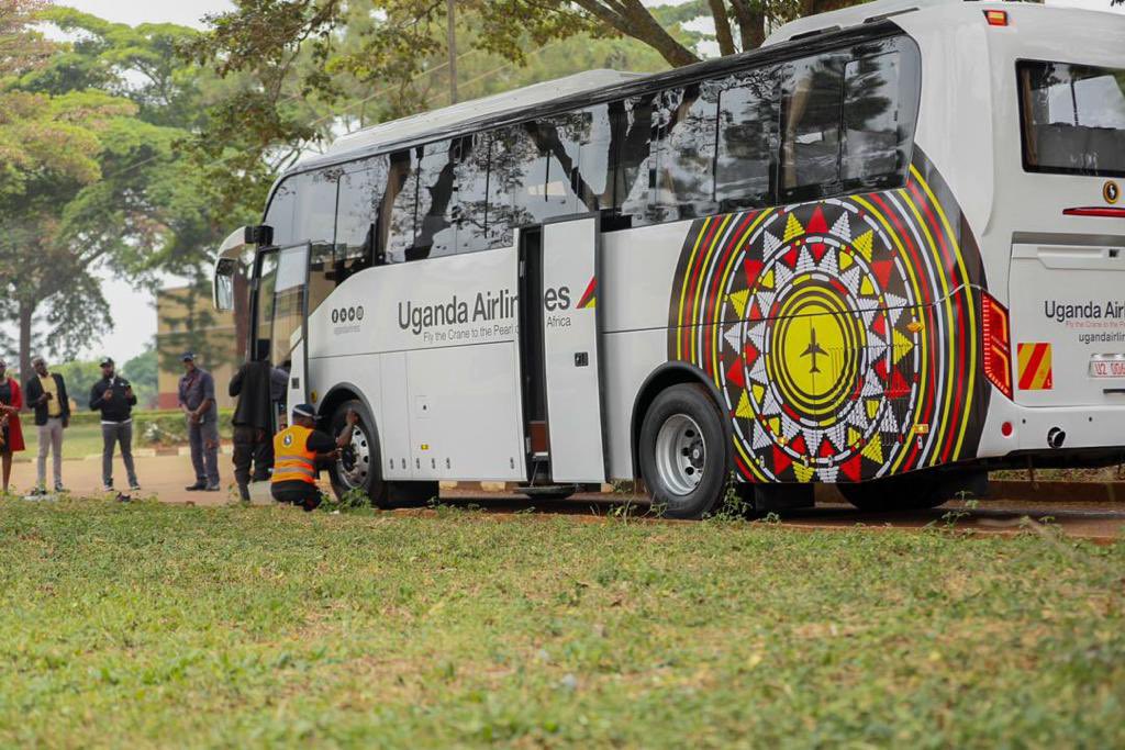 VictorNimusiima's tweet photo. Kiira Motors Corporation @KiiraMotors has achieved a substantial completion of the order of a 10.5m kayoola Diesel Coach from @UG_Airlines
#KayoolaCoaches https://t.co/p7PddPZviR