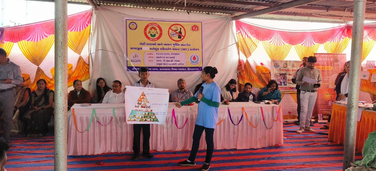 THO_Prantij's tweet photo. SBCC for Save girl child and Deaddiction was organised at Bobha village in prantij taluka.. Adolescents actively participated in painting competition, Rangoli making, drama on above subjects including nutrition.. @CdhoSabarkantha @sabarkanthadp @NHMGujarat @GujHFWDept https://t.co/8I6MqTqZag