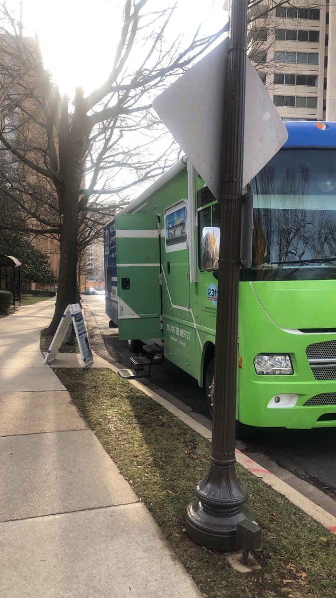 MCDOTNow's tweet photo. The Mobile Commuter Store Schedule for Today:
6:00 am - 10:00 am👨💻Germantown Transit Center, 19945 Aircraft Drive, Germantown, MD
10:30 am - 12:45 pm👨💻Village of Friendship Heights Community Center, 4433 South Park Ave., Chevy Chase, MD
#MDCommuter #CommuterStore https://t.co/UborhTkowM