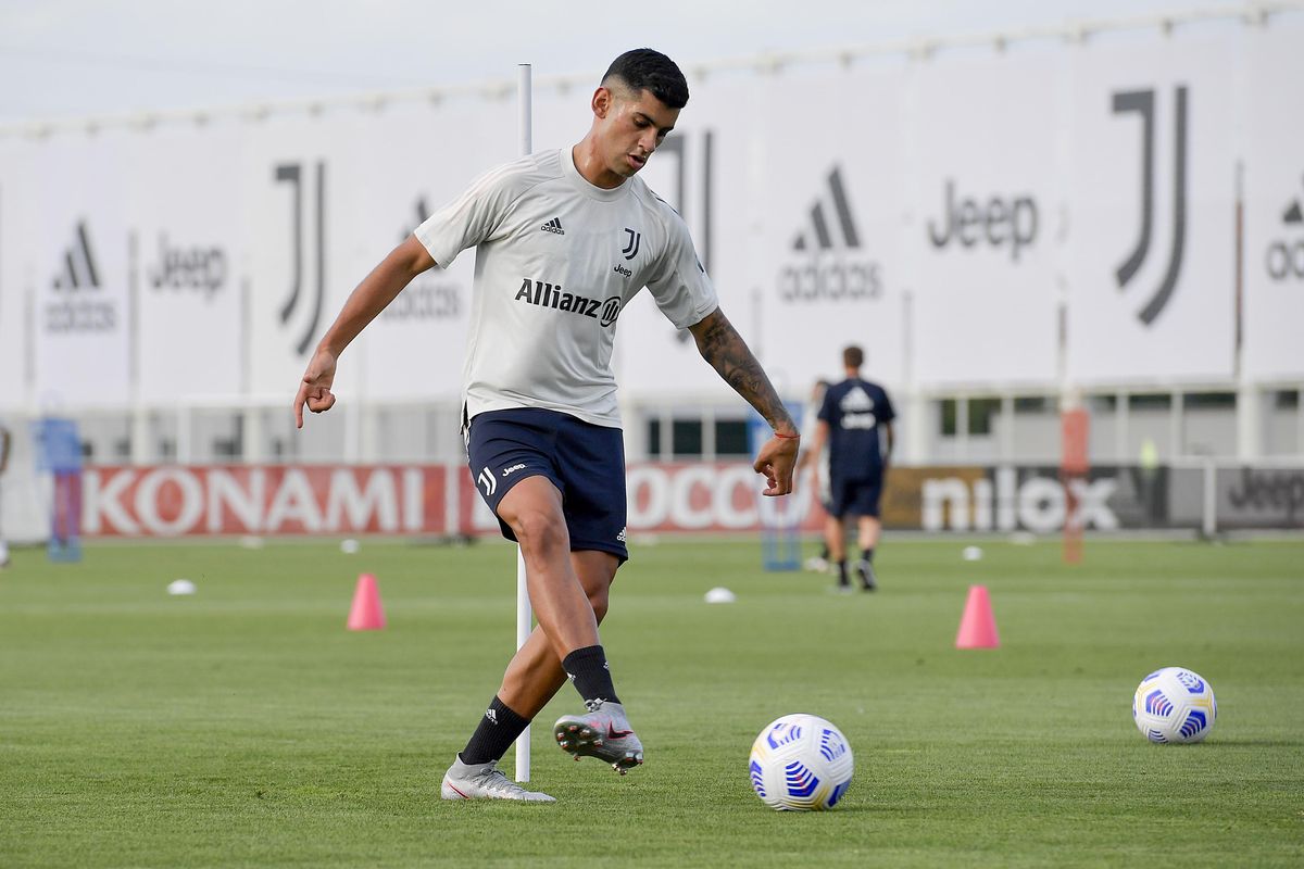 turbosteviee's tweet photo. Juventus rejects https://t.co/TvmpevCQ7B