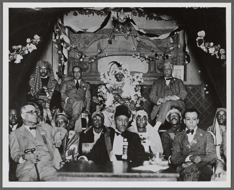 northernbx's tweet photo. Prophet Noble Drew Ali sitting with Oscar Stanton De Priest (far right) Chicago, Illinois https://t.co/R2DaSrultE
