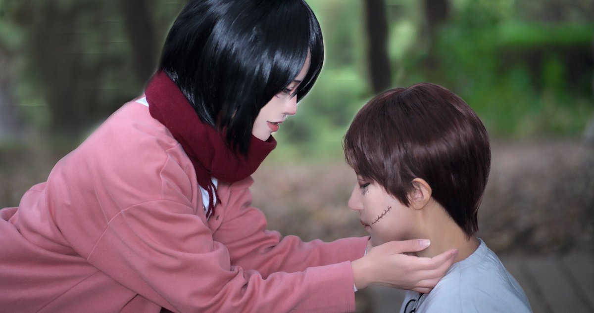 《 ｺｽﾌﾟﾚ / cosplay 》 進撃の巨人 AOT ﾐｶｻ・ｱｯｶｰﾏﾝ Mikasa Ackerman 「 いってらっしゃい エレン 」 __________________ ｴﾚﾝ Eren : bake photo : guri 🧣ﾀｯﾌﾟ推奨