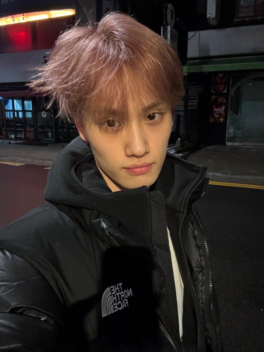 TIOT_NOW's tweet photo. [#준현]
남은 눈이 이고빠께 옶또......☃️

#금준현 #KUMJUNHYEON
#TIOT #티아이오티 https://t.co/uo5FZUwlPD