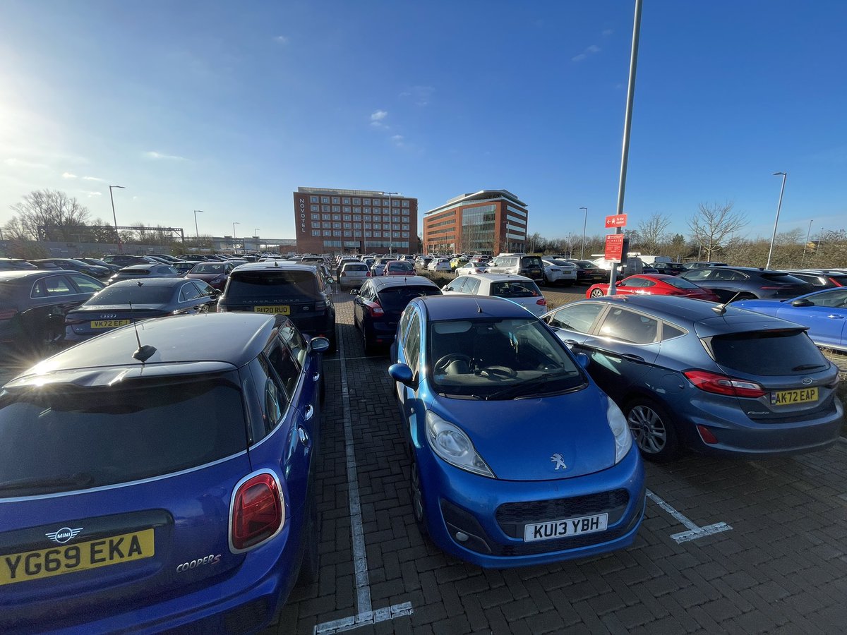 adamdriver85's tweet photo. Guess we’re back to London work then? #CambridgeNorth -#BusyAF https://t.co/J5TCcrVWlz