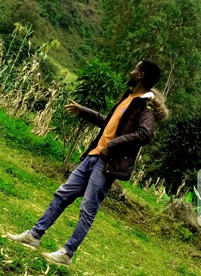 DesalegnDolango's tweet photo. ከጀርባህ የሚያወሩት...
አንተ ከፊታቸው ስለሆንከ ነው🔵
Keep going forward 🚶‍♂ https://t.co/YvdqAhMuxg