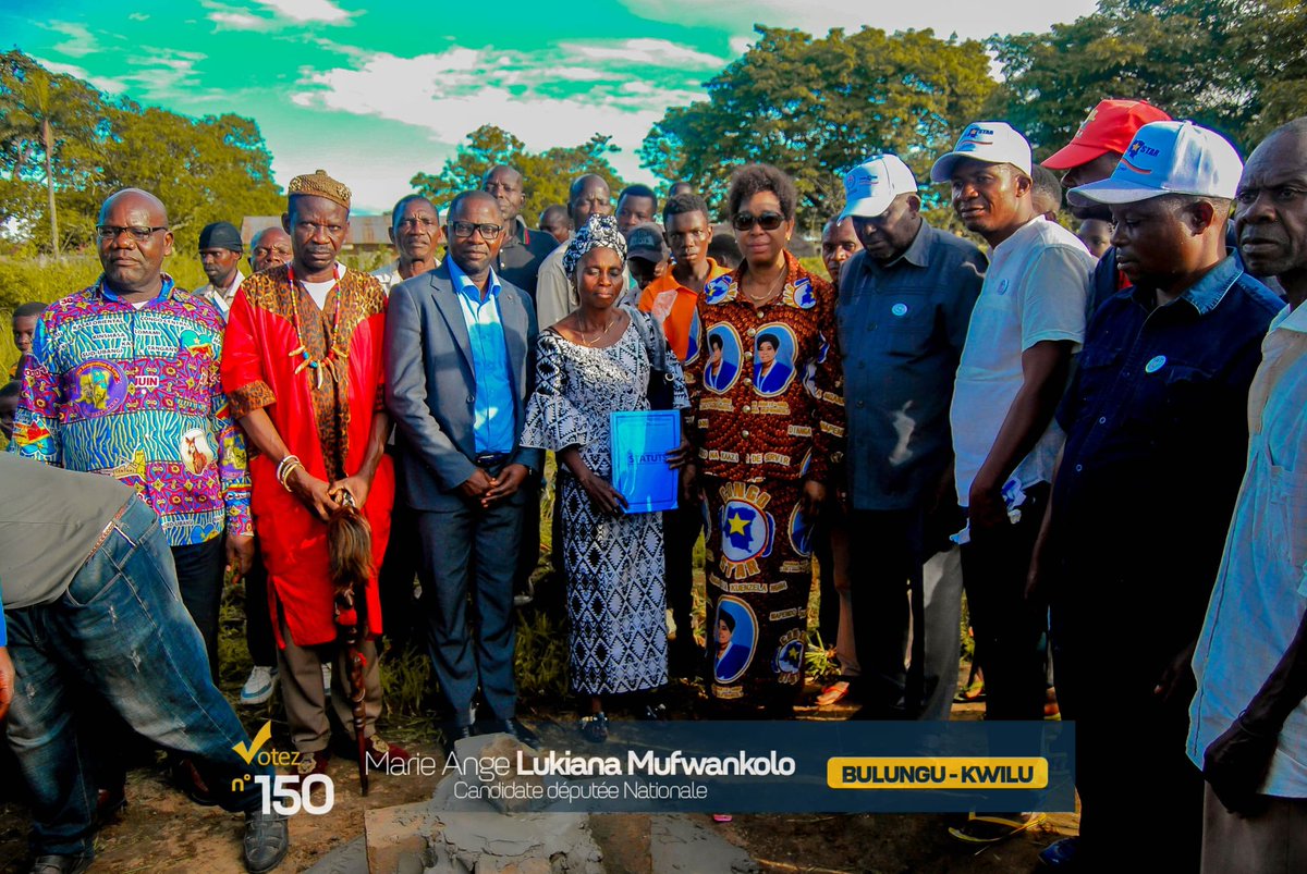BoboMokonzi's tweet photo. Tt en étant députée Nationale et parmi les meilleurs élus dla #Tshiangu,#Marie_Ange_Lukiana œuvrait tjrs pr l b1 communautaire dson BULUNGU natal.Après l'université d Djuma,à #Mikwi,7fam d coeur avait lancé les travaux d construct* d1 centre pr apprentissage d fam ds #ts domaines https://t.co/xVjMrbf1xx