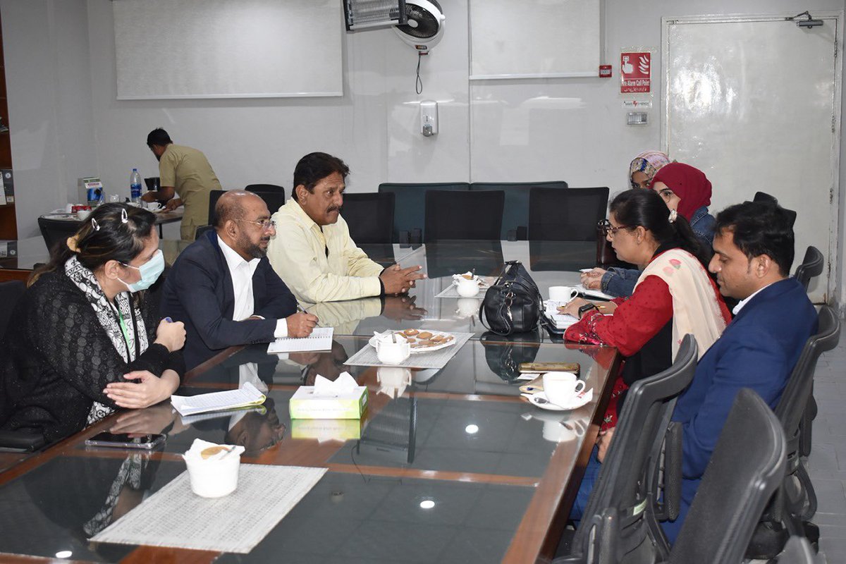 KarwanHayat's tweet photo. The team from Ruhbaru visited Karwan-e-Hayat with the aim of fostering partnerships between mental health care facilities to enhance collaboration in training, research, and the referral of patients.

#karwanehayat #supportformentalhealthcare #ruhbaru #mentalhealth https://t.co/lVL7fUUz3v