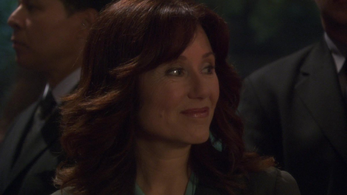 DHPLover's tweet photo. #OTD in 2005:
Bill: “Madam President, good evening.”
Laura: “I thought you hated these things.”
Bill: “It’s Colonial Day, where else would I be? I’m a patriot.”
Laura: “You really are, aren’t you?”
#BSG #ColonialDay https://t.co/xkz3KGhZDc