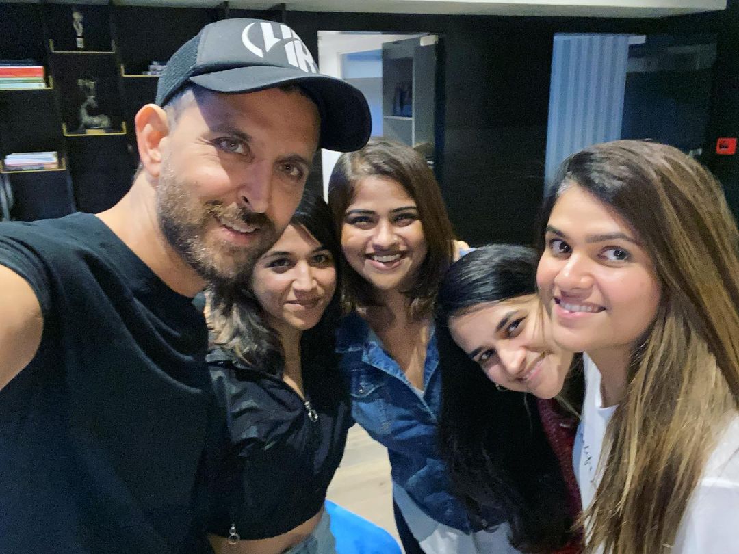 Movieupdate66's tweet photo. Happy Birthday to India's favorite and most dashing superhero and Greek God of Bollywood, #iHrithik...
 
#HBDHHrithikRoshan #HappyBirthdayHrithikRoshan #HBDHHrithik #Fighter #War2 https://t.co/Cn6m7Tk6ut