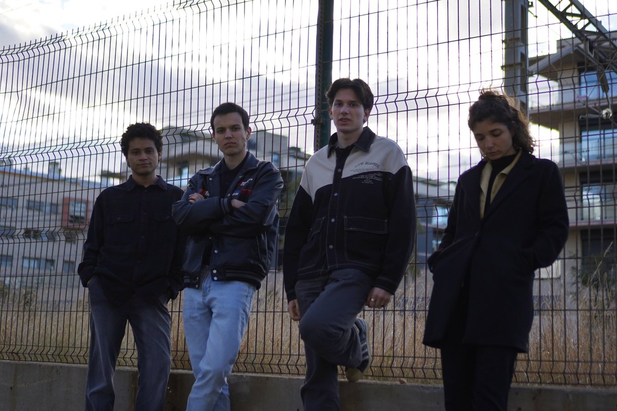 este sábado concierto en <a href="/wurlitzerballro/">Wurlitzer Ballroom</a> en Madrid de @somoslasnanas <a href="/yaveremosgrupo/">yaveremos</a> <a href="/ThePetuniasBand/">Las Petunias</a> @hazmecasobanda
👍🏻🍷⭐️🎶 y luego postparty en <a href="/FotomatonBar/">Fotomatón</a> entradas: entradium.com/events/futuras…