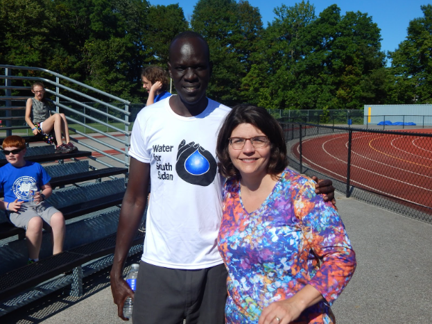 WaterforSoSudan's tweet photo. Each month leading up to #IGC2024, we highlight the dedicated educators and schools that have inspired and motivated their students to support clean water projects in South Sudan. 🦒💙💦 Next up is another long-time supporter,  Maple Hill Junior Senior High School/@SchodackCSD  and Christine Fowler! 👏🏻  

Maple Hill has participated in the Iron Giraffe Challenge since the 2015-2016 school year. As a result, they have raised over $6,700. 

To learn more about their incredible fundraising efforts, read our latest blog post:   

https://t.co/VxCIjdCwRU 

#WhyWeIGC #Changemakers #WateringTheSeedsOfChange #SDG6 #CleanWaterAndSanitation #WaterIsEverything