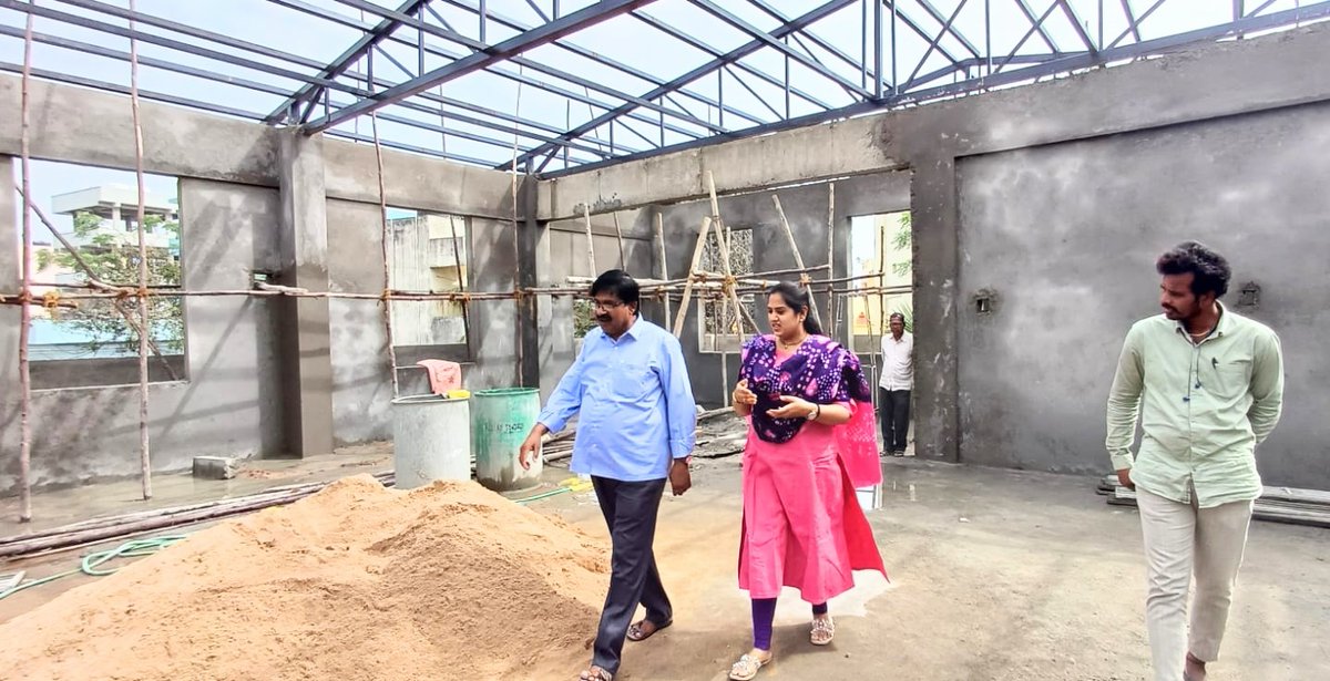 AdarshSindhu's tweet photo. Inaugurated ccroad works worth 8lakhs in BDL colony and monitored ongoing community hall works worth 1.69cr in Bombay Colony today.

 @BRSHarish @KTRBRS https://t.co/TpmHqfRcQ3