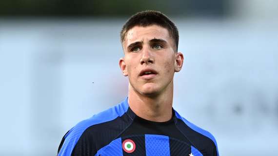 TransferMarketW's tweet photo. Cesare Casadei, paid 15 million by Chelsea without playing for Inter. And at Leicester City https://t.co/1jJGCWpySf https://t.co/7oyhctAzjR