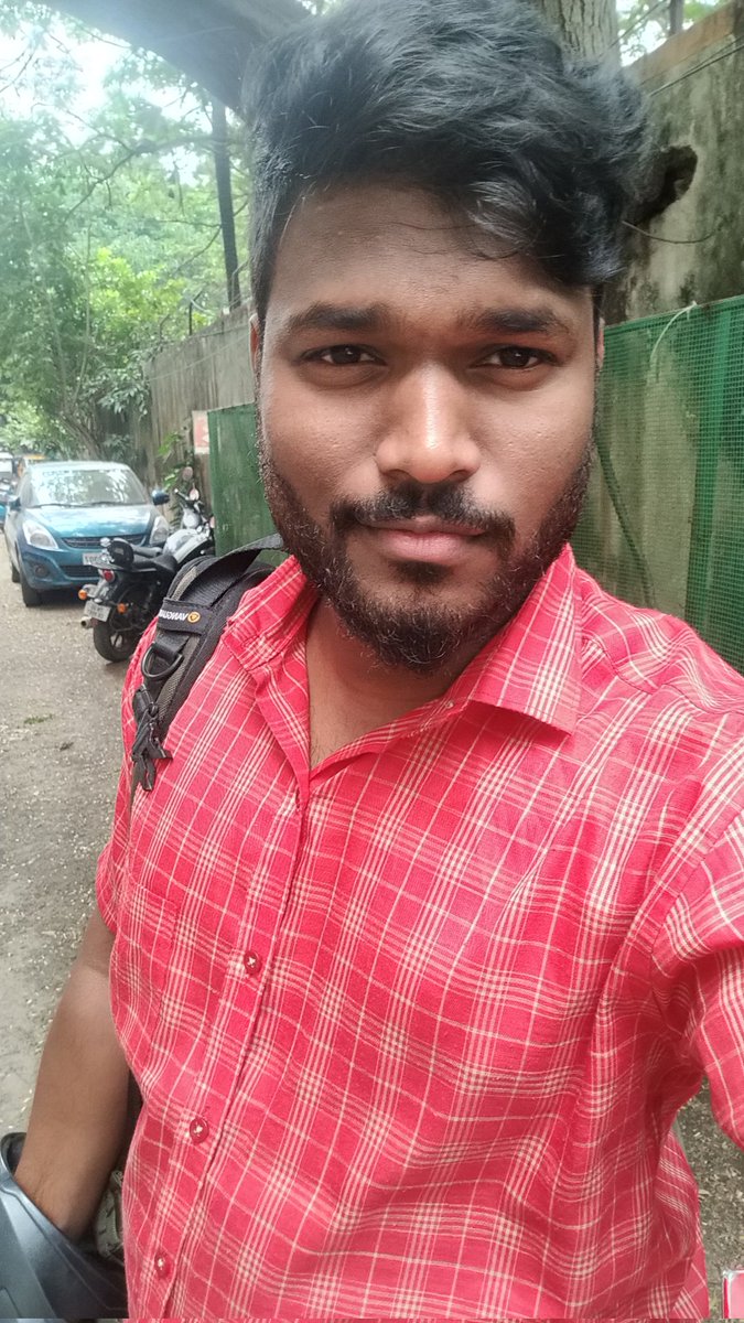 Ak66Ananth's tweet photo. ❣️Red colour Wow 🎈💯 https://t.co/4mcO2XZUS5