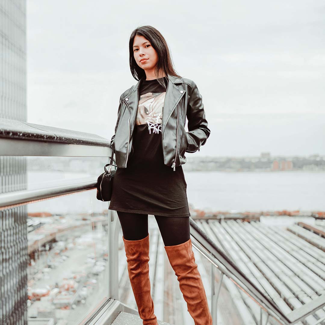 Leatherwardusa's tweet photo. We offer everything you need, whether you're searching for a traditional leather jacket or something a bit more daring!

Shop Now--> https://t.co/CnAkbiWmdL

#jacket #leatherpants #bestcollection #leatherfashion #leatherjacket #leatherwork https://t.co/Tiwg8yrurg