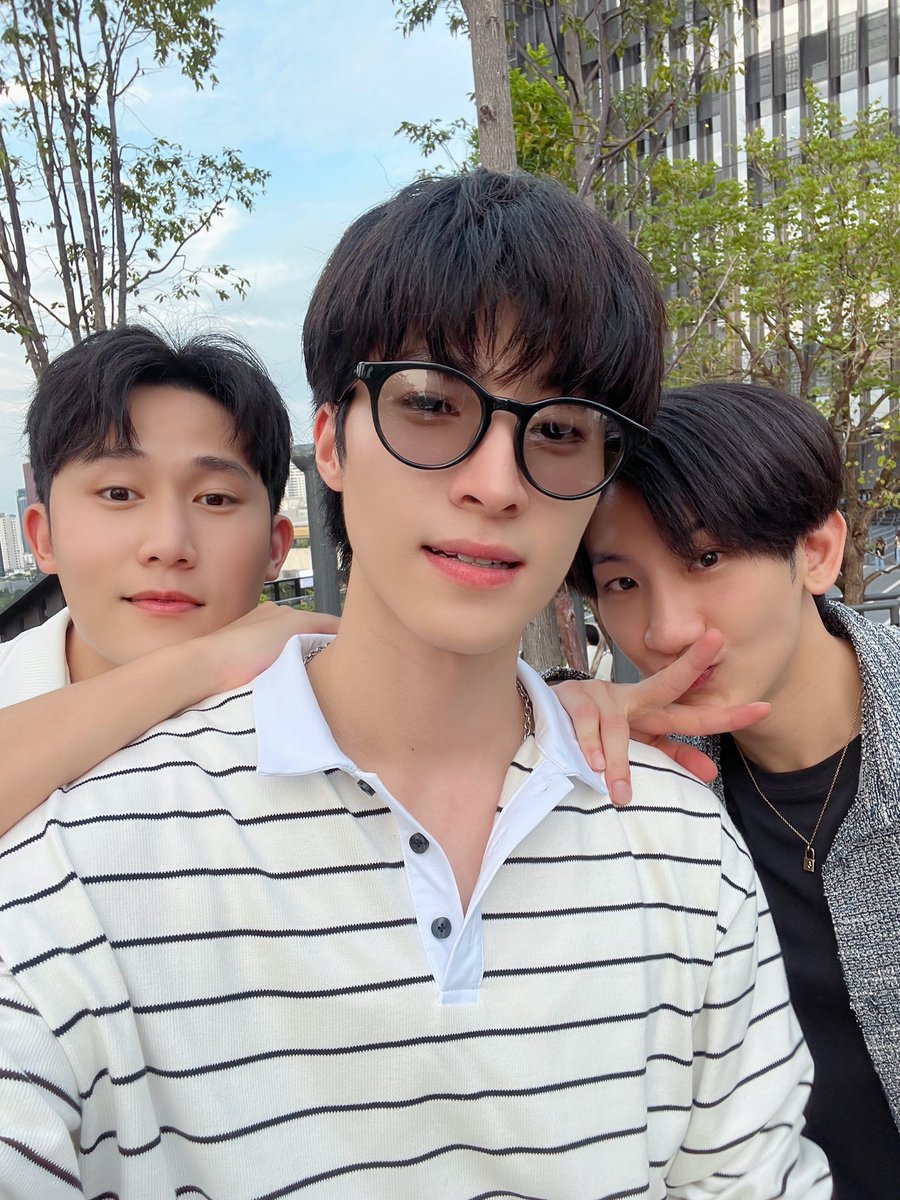 Toptap_jirakit's tweet photo. ย้อนวัยปะ 😂😂 https://t.co/WWJ13LB9Vg