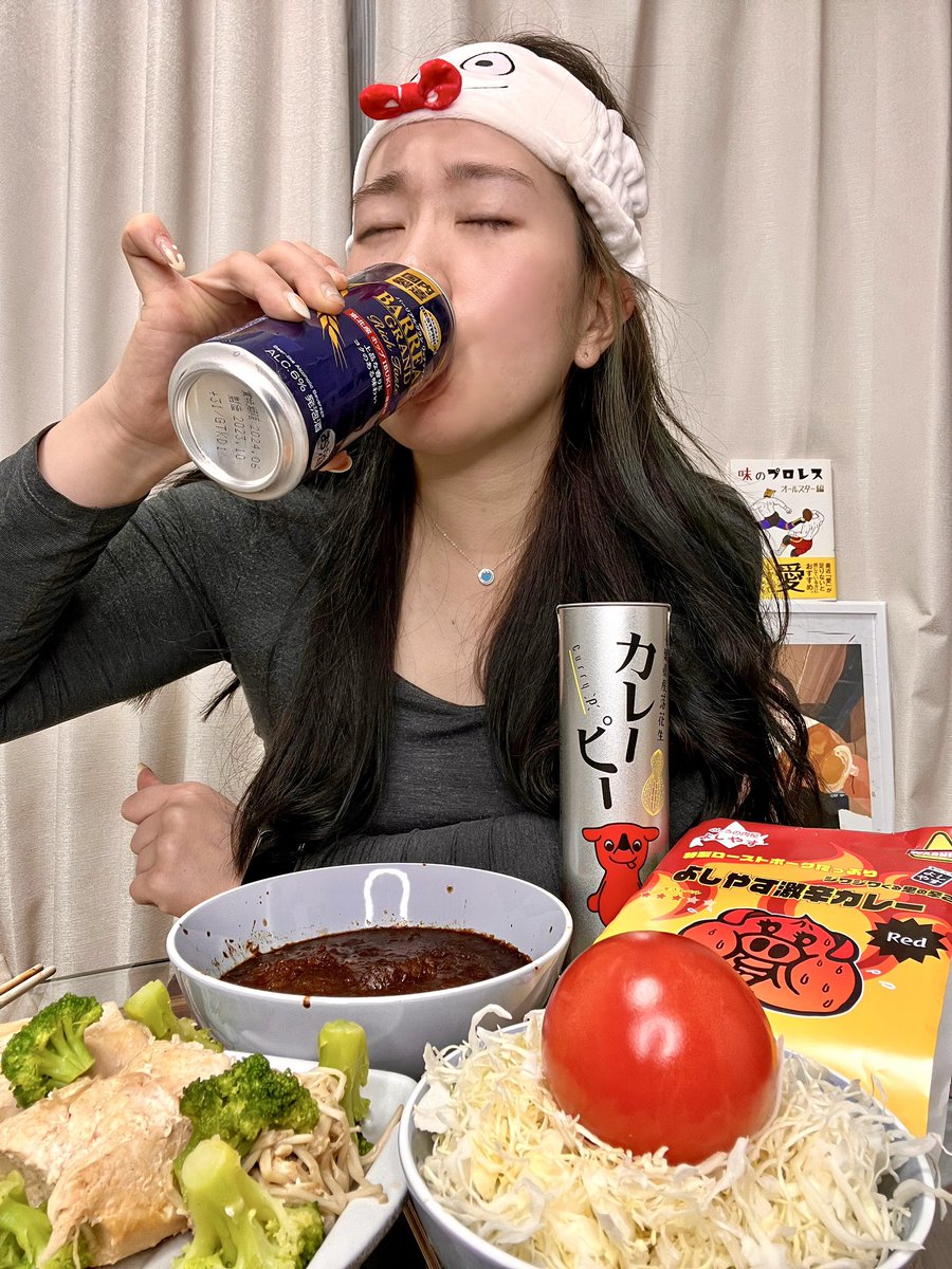 truckmeimei's tweet photo. 半額商品なし…こんな日もある23歳🤷‍♀️
家中を物色して見つけた食材で
正月明けの「金欠」を��り越えていく💸 https://t.co/AUOcjTmPMi