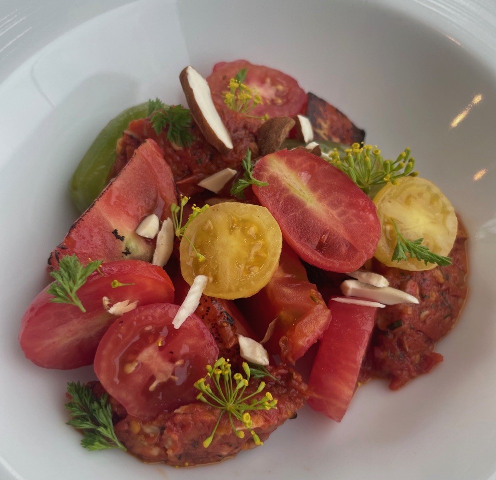 🗼TOKYO WORLDWALK🚶
“外苑前で、フランス流アペロな時間”

ワインとフランスの家庭料理を楽しめる
『apéro. wine bar Aoyama(<a href="/aperowines/">APÉRO</a>)』

フランスの醸造所から直接輸入した、
こだわりのオーガニックワインをいただけます🍷

#jwave #jamtheplanet