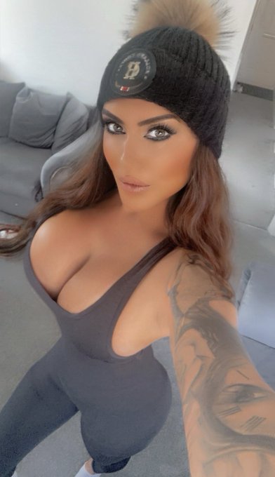 🚨SALE! 70% off today 🚨on my Onlyfans don&rsquo;t miss out!!!! Get my exclusive naughty content uploaded everyday