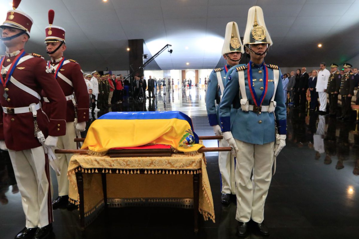 Yelitze Santaella tweet media