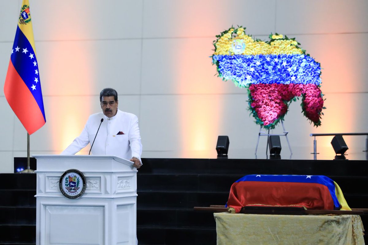 Yelitze Santaella tweet media