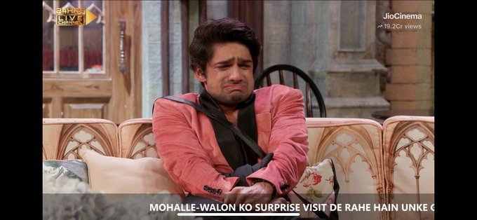 JadavShikha's tweet photo. Kya matlab aisi shakal banakar hi sympathy milegi 😠😭💀🤡

#MunawaraFaruqui #IshaMalviya #biggboss17 #bb17 #ankita https://t.co/kDtN1Ulx6H