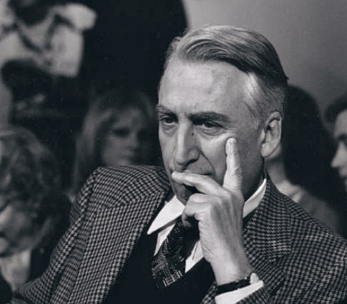 neuro.social.self tweet media