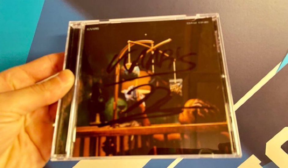 mehdiradio's tweet photo. 🎁#concours 

RT/FOLLOW et tweet avec le #AmidiCestMehdi pour gagner le 💿 dédicacé de @KaarisOfficiel1 

TAS 16h 🤞🏼

1 gagnant(e) 🔥
bonne chance à tous 💪🏼 https://t.co/a7XpEWmPIt