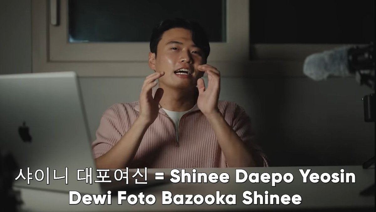 starfess's tweet photo. -star di umur berapa kalian tau kalo fansite pertama itu shawol? dulu ada juga sebutannya "canon goddess" 💎 https://t.co/lhrcLcKSlq