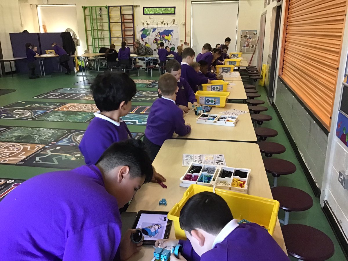 Hyett Education tweet media