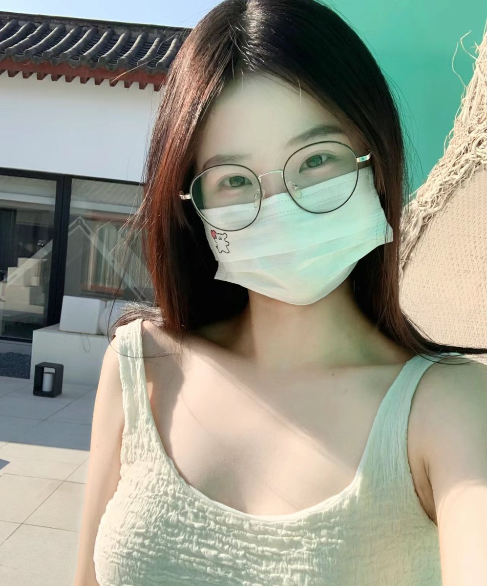 lijing5202's tweet photo. 學游泳真的不要穿比基尼
#嘉義 https://t.co/TYWCLSe3qu