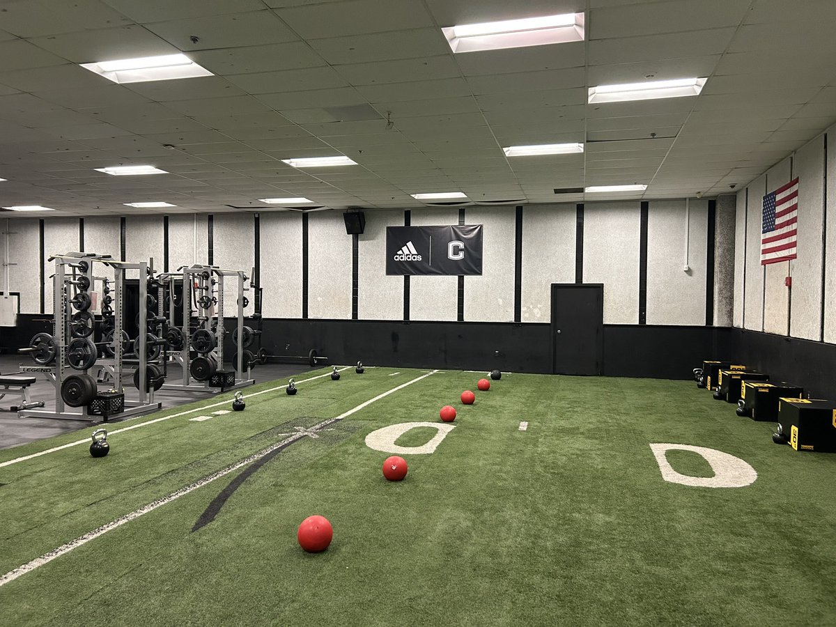 coach_harmon5's tweet photo. Lock and loaded for a great Wednesday morning! Everything Matters https://t.co/Y7AGcRy8vR