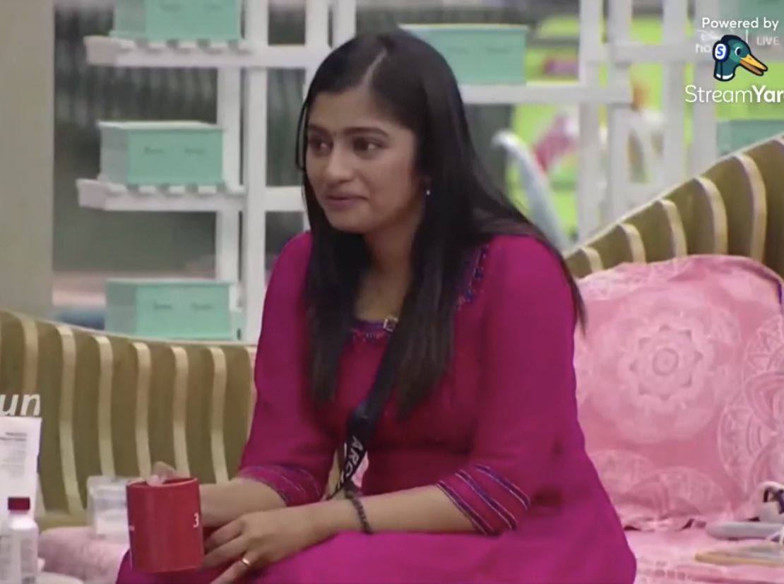 mildlyamused0's tweet photo. Didnt see Deeshwari in the AV today..one of the best performances! 

@EndemolShineIND are u guys for real? 

#BiggBoss7Tamil 
#Biggbosstamil7 https://t.co/sf6ZDCg96p