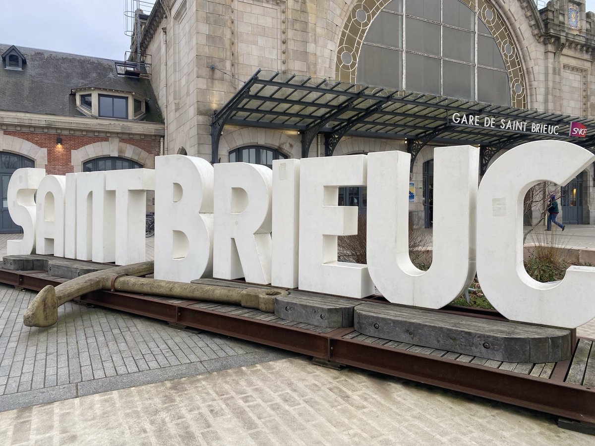 AGEEM_National's tweet photo. #ageem #congres2024 le comité pédagogique est réuni ! #organisation #expopeda Rdv bientôt pour vous inscrire et participer @saintbrieuc https://t.co/Svr5FcTRzs