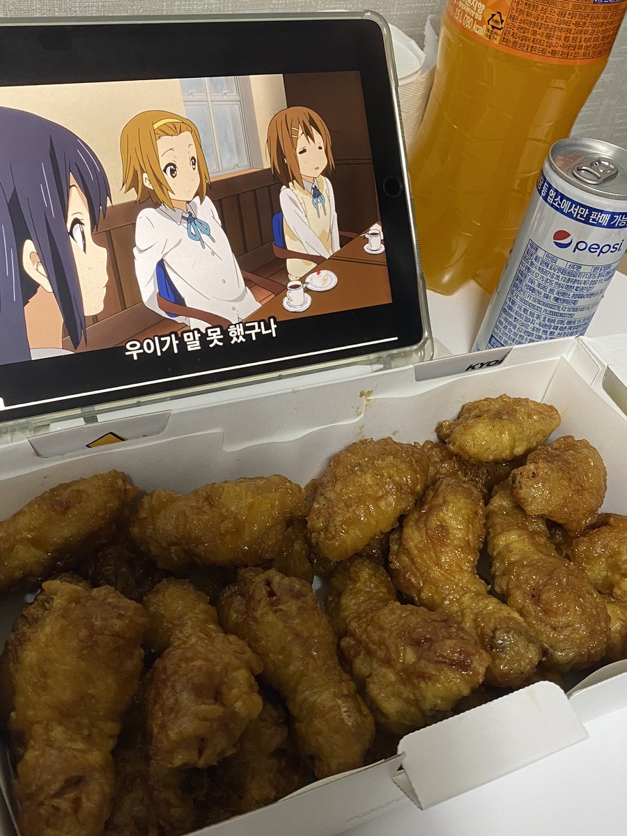 66rokuu's tweet photo. 폭식2일째 https://t.co/AG3nqMzzXC