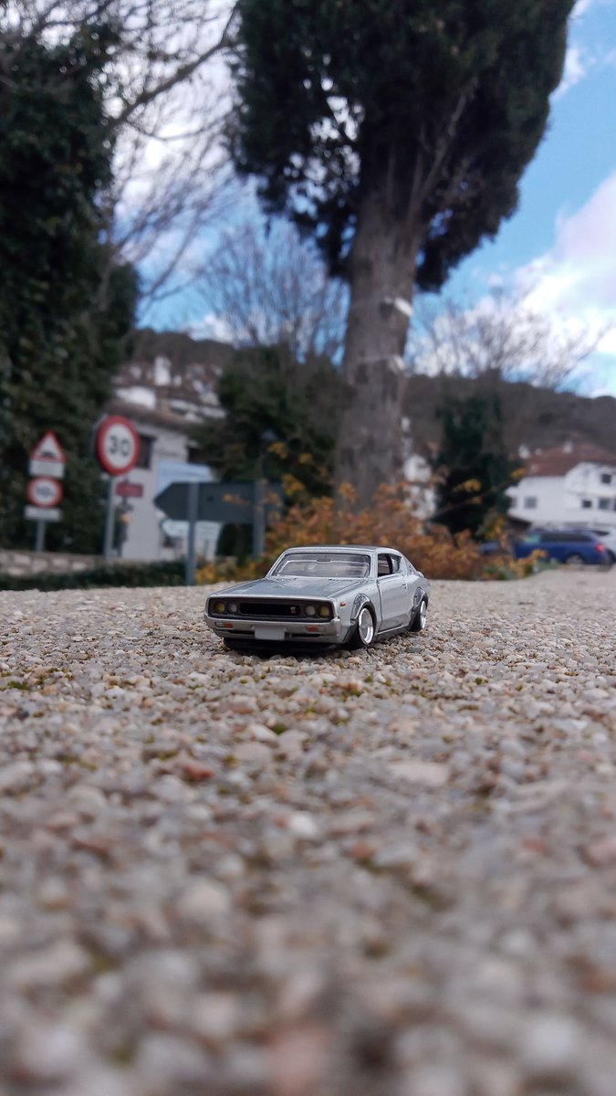 32gtrrr's tweet photo. ってことで今日はスペインの小さな街を訪ねてきました。
ケンメリが似合うかなっと思って写真取ったら勝利 めっちゃ似合う
実車乗ってみたいです。
#kenmeri #tomica #tomicacustom #hotwheels #ケンメリ #スカイライン #トミカ改造 #シャコタン #スペイン https://t.co/aPeIGQgMnQ