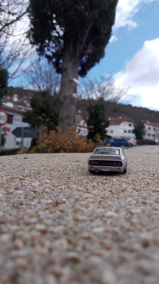 32gtrrr's tweet photo. ってことで今日はスペインの小さな街を訪ねてきました。
ケンメリが似合うかなっと思って写真取ったら勝利 めっちゃ似合う
実車乗ってみたいです。
#kenmeri #tomica #tomicacustom #hotwheels #ケンメリ #スカイライン #トミカ改造 #シャコタン #スペイン https://t.co/aPeIGQgMnQ