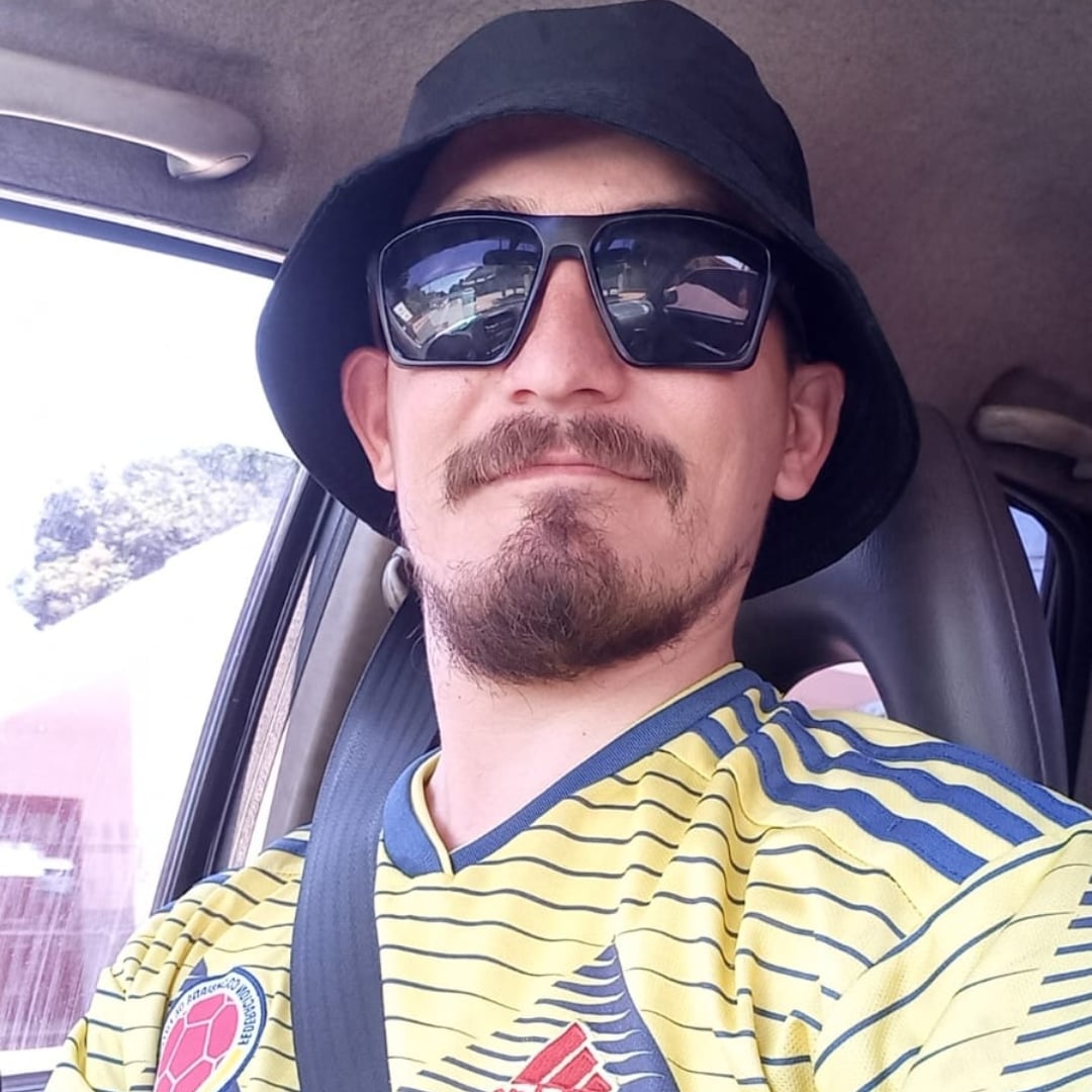 D12tefano's tweet photo. #NuevaFotoDePerfil https://t.co/ZJV2H7eBJA