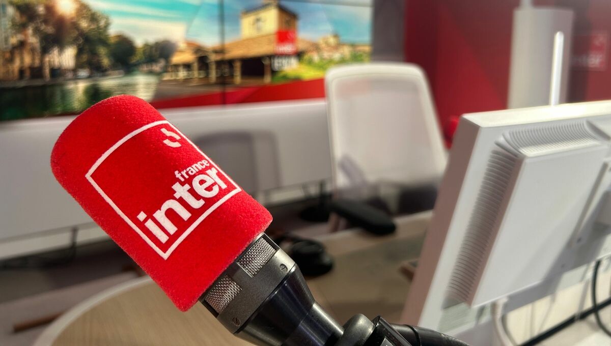 franceinter's tweet photo. 🟥 Découvrez les coulisses de la rédaction de France Inter et assistez à la préparation du 13/14 de @j_cadet ➡️ https://t.co/Kr3SMO1aYk
Début : mardi 16 janvier, 8h45
Fin : mercredi 17 janvier, 14h
#InterVenez #le1314Inter #PortesOuvertes https://t.co/ErzHTqd6bK