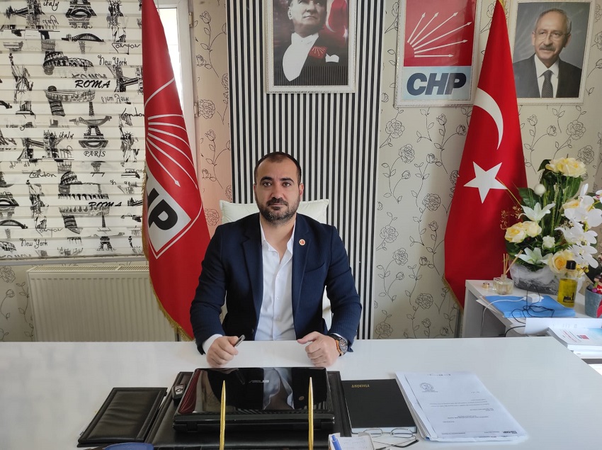 CHP KAYAPINAR İLÇE BAŞKANI DENGİZ’DEN GAZETECİLER GÜNÜ MESAJI
diyarbakirgazete.com/chp-kayapinar-…
<a href="/hmzdngz/">Hamza Dengiz</a> 
<a href="/herkesicinCHP/">CHP 🇹🇷</a> 
<a href="/ChpDiyarbakir21/">CHP DİYARBAKIR İL BAŞKANLIĞI</a>