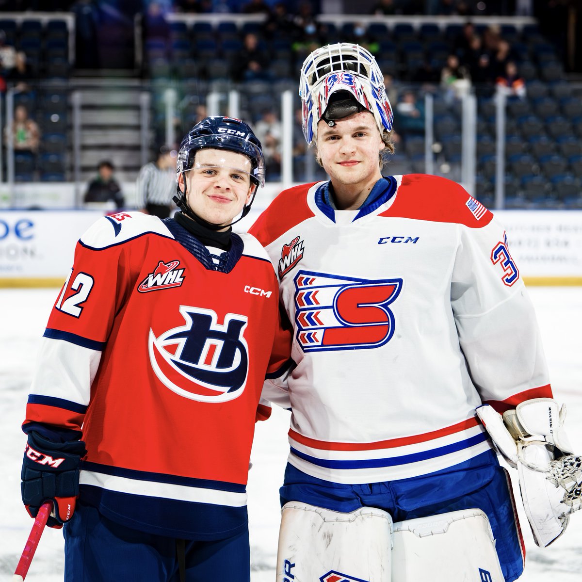 spokanechiefs's tweet photo. Hi Koop! 👋

📸 @perreauxphoto https://t.co/vlrc3TWiJ0