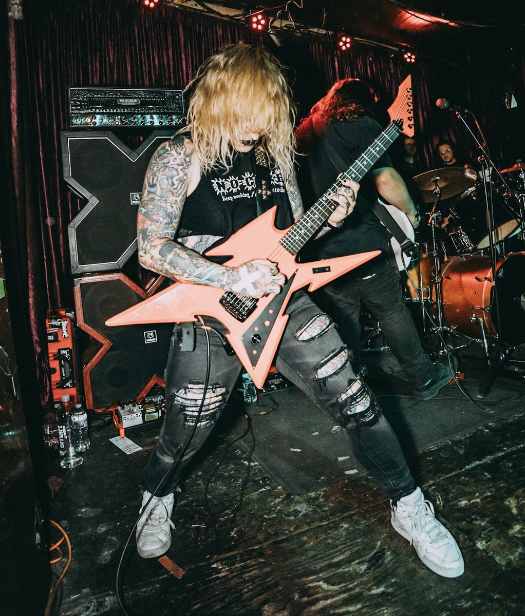 nocurexxx's tweet photo. WE ARE GETTING IN A COLD METAL BOX IN A MONTH TO FUCK UP THE OTHERWISE BLISSFUL VIBES

📸: Oliver Fitzgerald https://t.co/FsmoCGMDjT