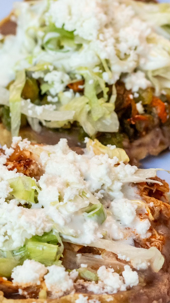 Falta un mes para el día del amor y la amistad y yo ya ando bien #sope por ti mi Caifán.