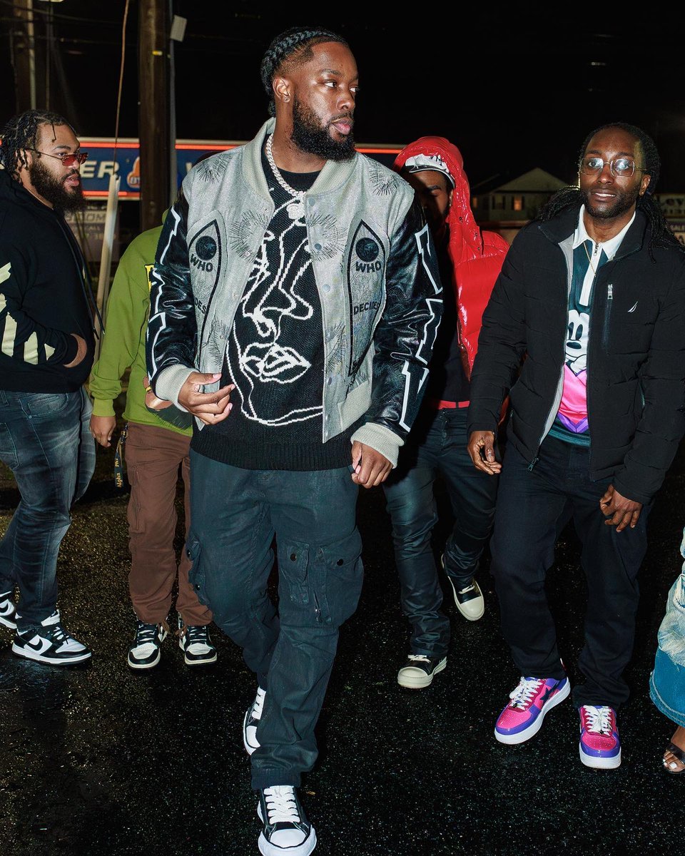 DopeLikeBlaze's tweet photo. 28 🎈 https://t.co/UmpuE0QP9G