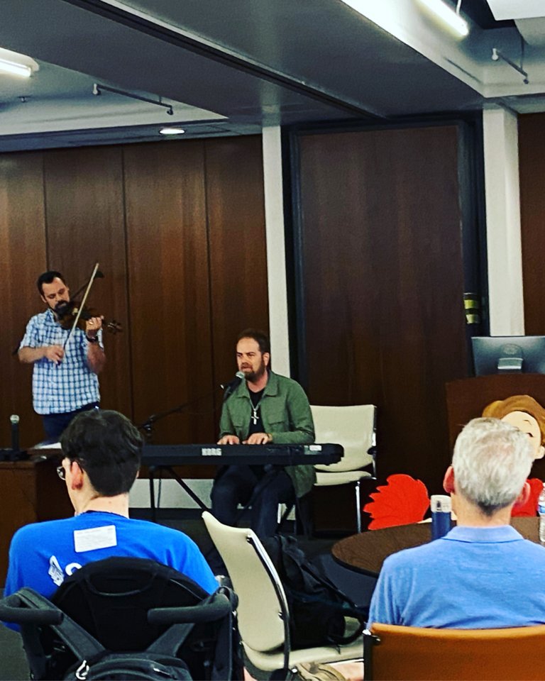 ScottDMacIntyre's tweet photo. I am so thankful for the opportunity to share my music and story with new and old friends!
#ScottMacintyre #ChristianMusicians #LookUp #AmericanIdol https://t.co/5S0KaDbSYZ