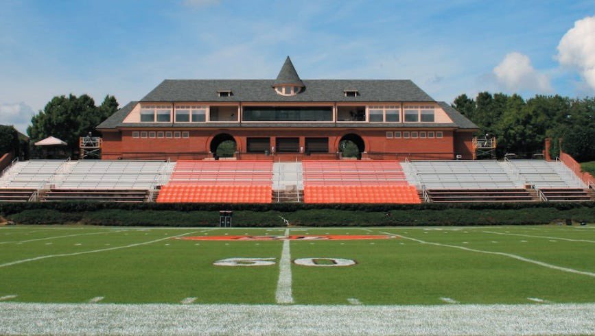🔶I’m Going Tennessee Orange 🔶
Thank You God! Thank You <a href="/CoachDvorchik_/">Evan Dvorchik</a> For This Opportunity!
I’ll be pursuing my FAITH, Degree(s), and Football career at the Historic, Beautiful, Christian <a href="/Tusculum_Univ/">Tusculum University</a> 🧡🖤✝️ 

Thank You <a href="/BlueDragonsFB/">Hutchinson Blue Dragon Football</a>, &amp; Thank You <a href="/noah_khokhar/">Noah Khokhar</a>