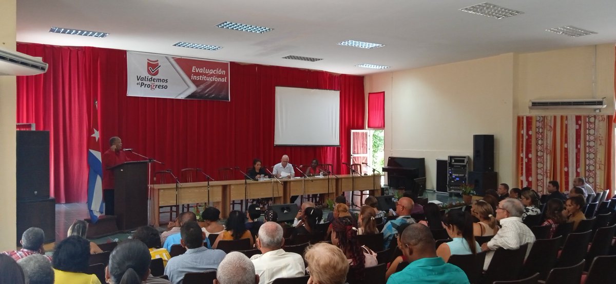 UG_Cuba's tweet photo. 👉📝 En cuanto al trabajo científico se reconoció un mejor uso y aplicación de la #ciencia y la tecnología en la solución de los problemas de los gobiernos municipales.
#UniversidadCubana #ValidemosElProgreso @CubaMES https://t.co/yaeI6d1LSQ
