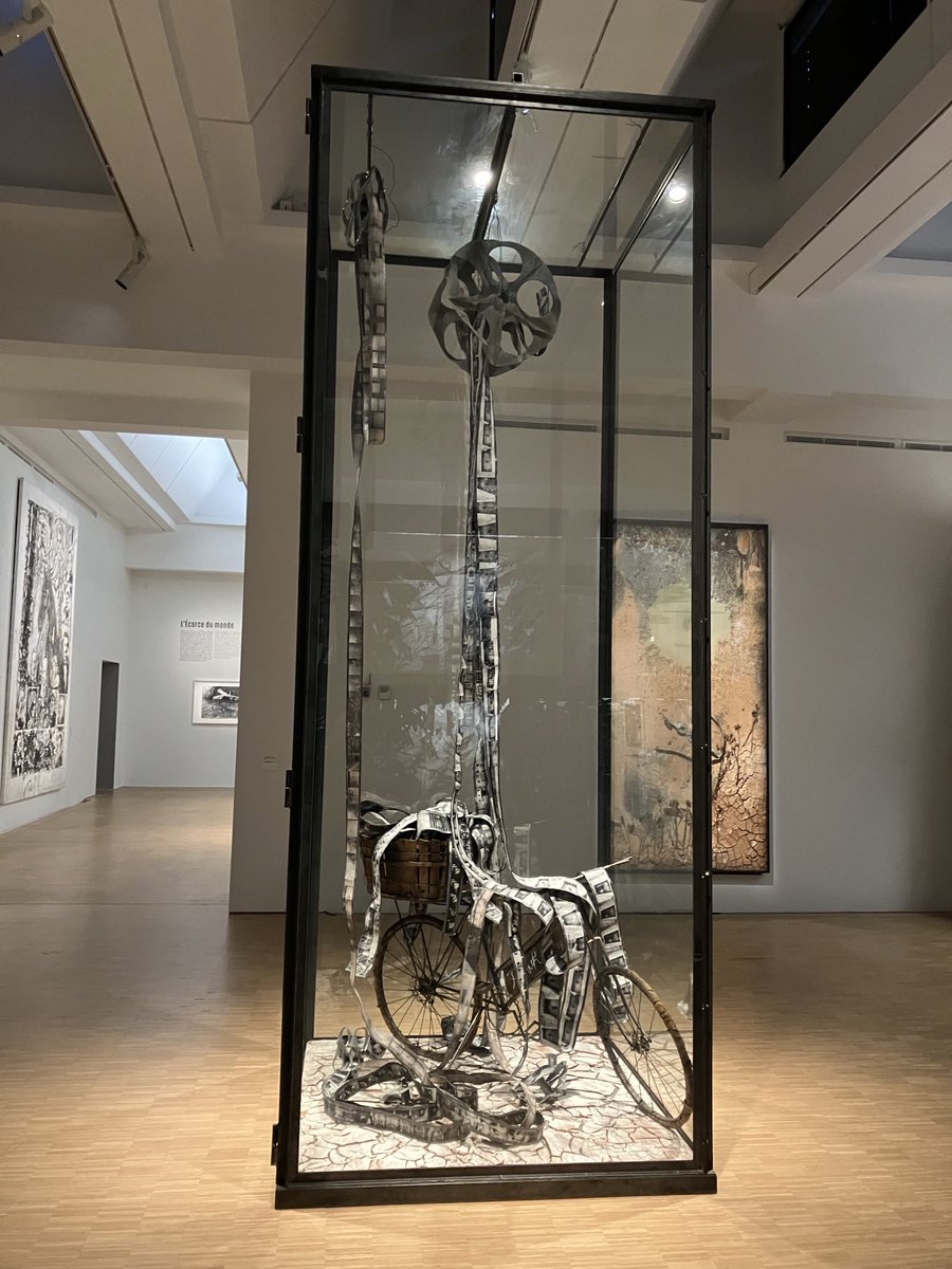 chiffonnière tweet media