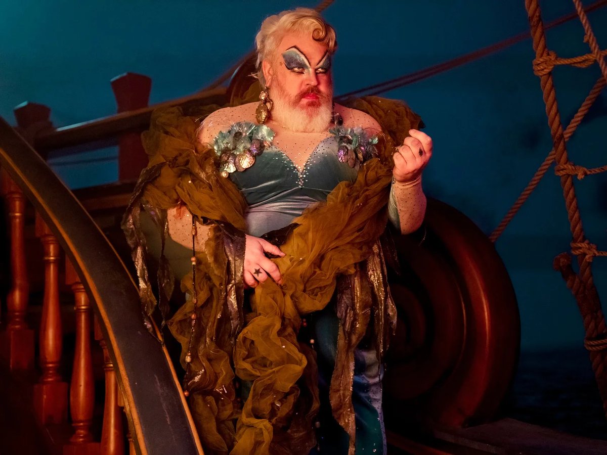 To the best crew anywhere. I guess I shouldn’t be shocked, but I still am. Largely because of the love I’ve seen for the show from YOU! So yes, I hoped, and I’ll never apologise for being hopeful :) I love what we all made, and the characters we all became. It’s too early to