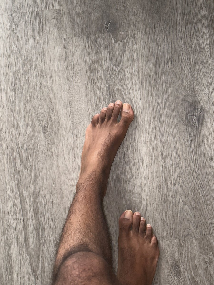 Fanofcheeks1's tweet photo. Who one u nuttin on 1st lmk 📩

#feet_pic #feetseller #feetworshi̇p #feetpicsforsales #nsfw #dlbottoms #nude #rt #onlyfansgirl #cltfreaks #704freaks #ncfreaks https://t.co/HscTtqLxgs